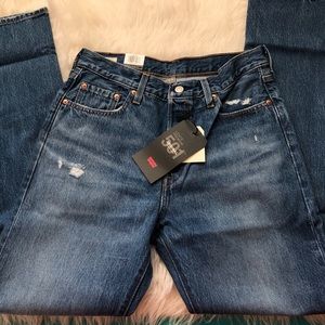 NWT Levi’s 501 Jeans 29 32 Mom Jean Straight Leg dark wash summer spring cute